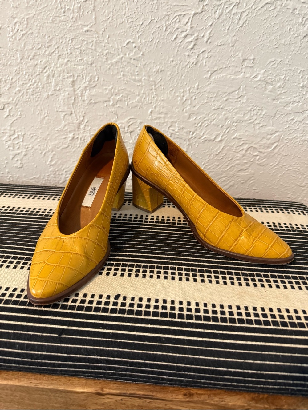 Miista Womens Bernadette Yellow Croc-Embossed Pumps Size 38